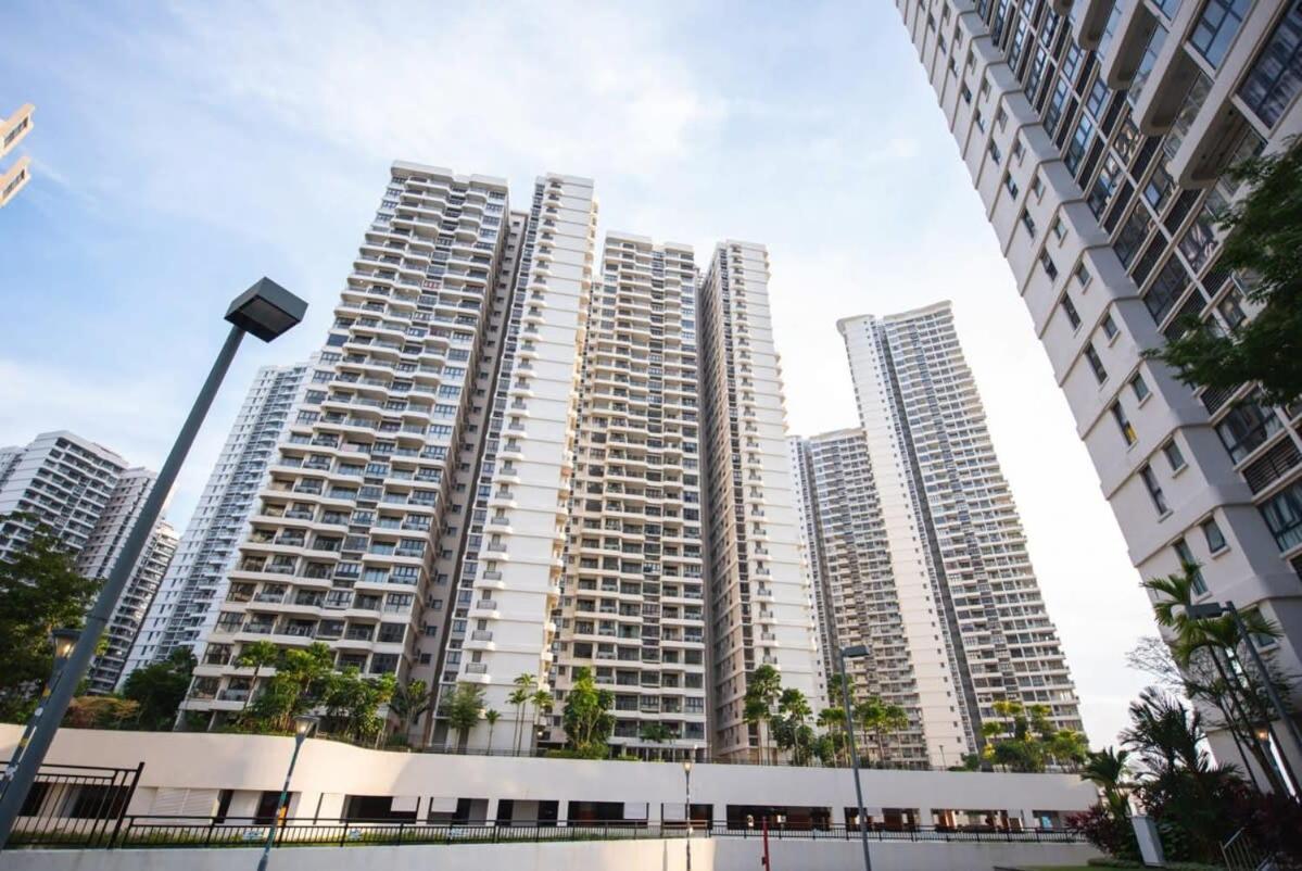 Comfy 3Br Apt In Danga Bay Free Parking Sea View Johor Bahru Exterior photo