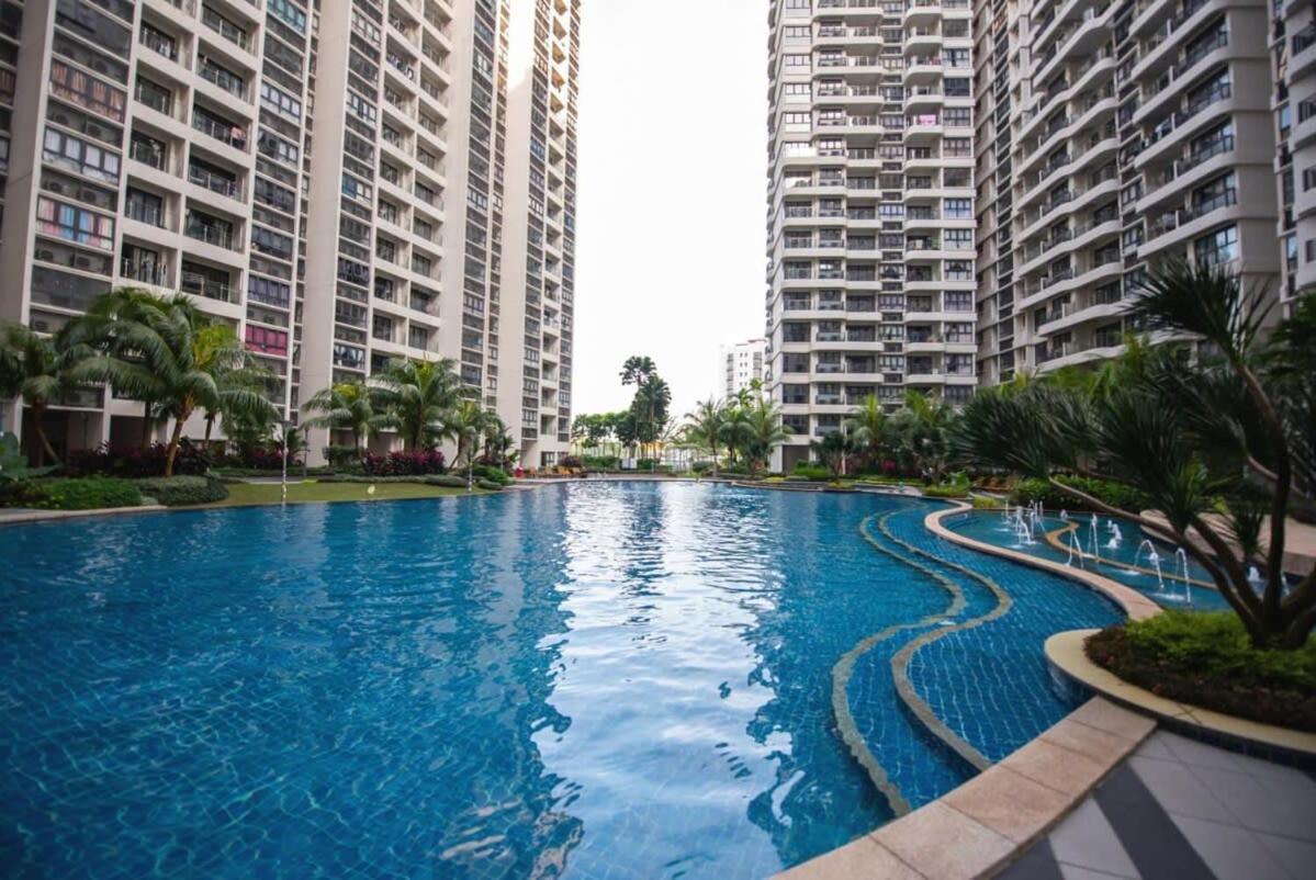Comfy 3Br Apt In Danga Bay Free Parking Sea View Johor Bahru Exterior photo